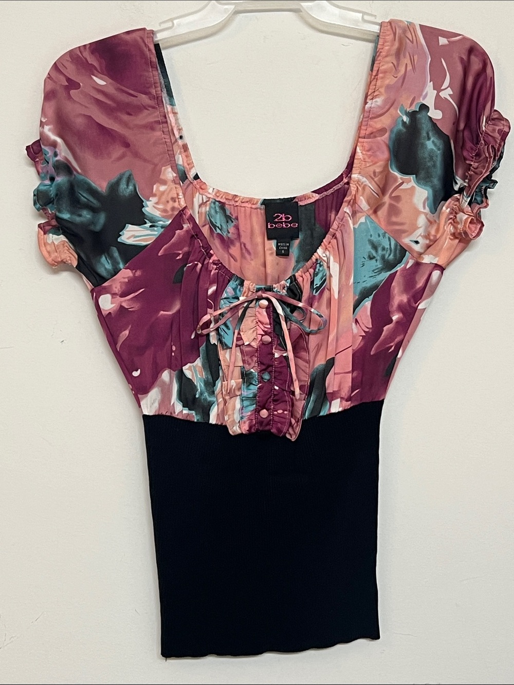 🌞 bebe Floral Shiny Scoop-Neck Top in Mauve, Pink, Teal &  Black women size S